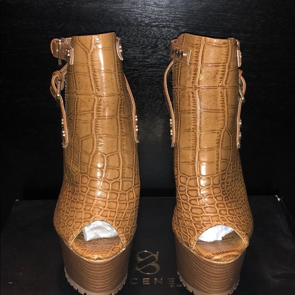 Tan High Heel - Picture 3 of 5